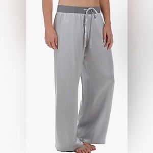 PJ Harlow Jolie Pajama Pant Women Large Satin‎ Gray Silver loose relaxed soft